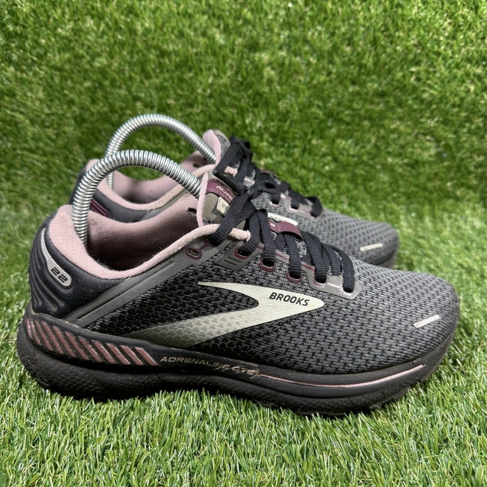 Brooks Adrenaline GTS 22 Women's Size 8 D (Wide) Running Shoes Pearl Black